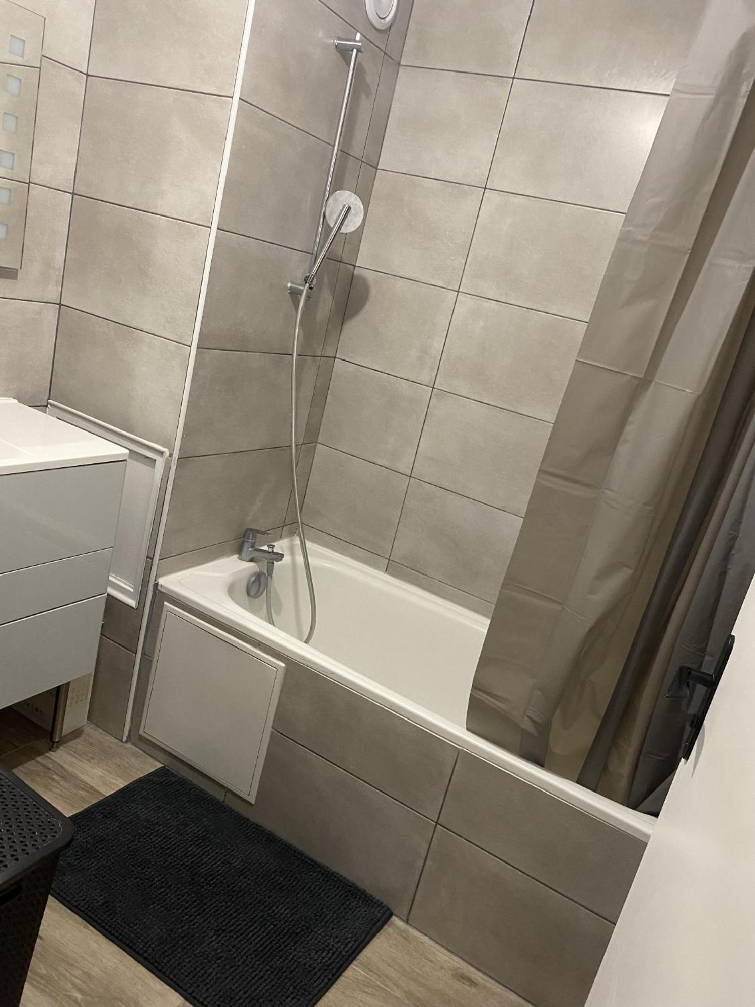 Dans Duplex - 12 Guest house Paris
